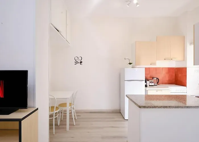 Tuscolana Blu - Grazioso Monolocale *