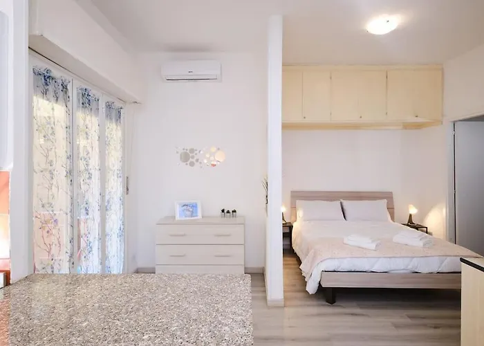 Tuscolana Blu - Grazioso Monolocale Appartamento