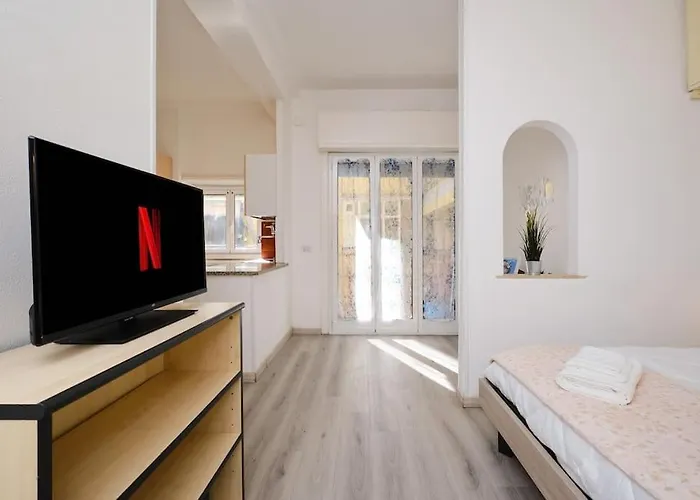 Tuscolana Blu - Grazioso Monolocale Roma